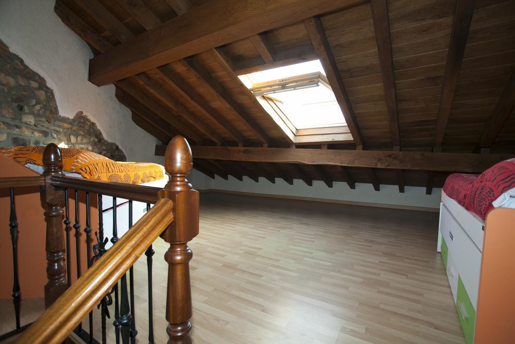 El Cabanon De Pimiango Guest House Ruang foto