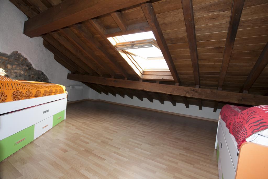 El Cabanon De Pimiango Guest House Ruang foto