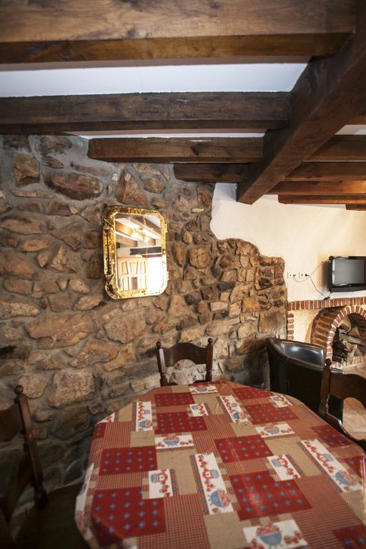 El Cabanon De Pimiango Guest House Bagian luar foto